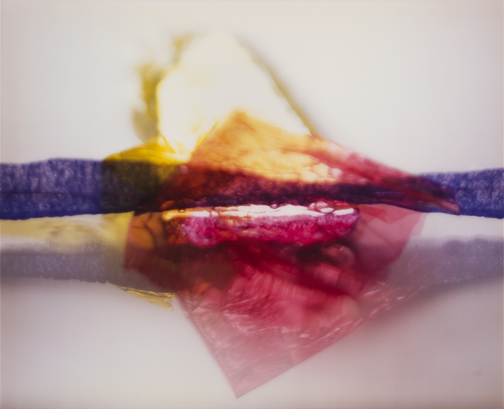Liquid tricolor