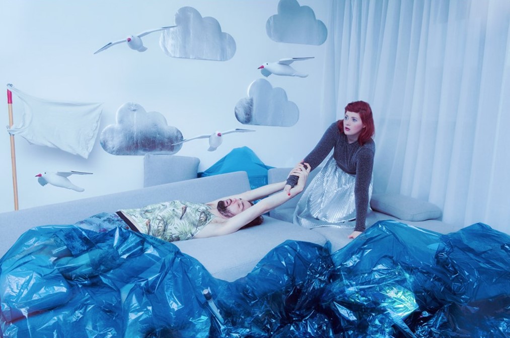 Shipwreck sofa