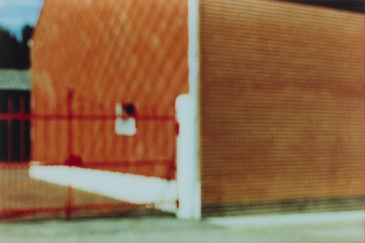 [12820032] Decors rode muur