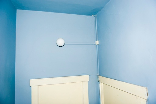 [13010015] Blue corridor