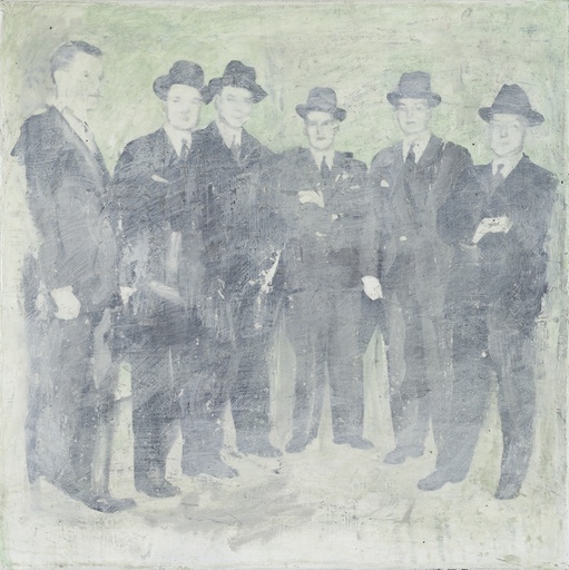 [14220050] O01 dollar green group portrait