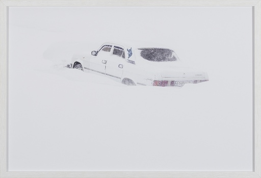 [15280004] Удачный/Lucky (white car)